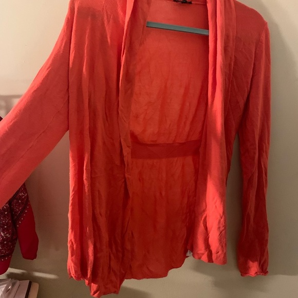 Express pink cardigan ⭐️ - Picture 2 of 6